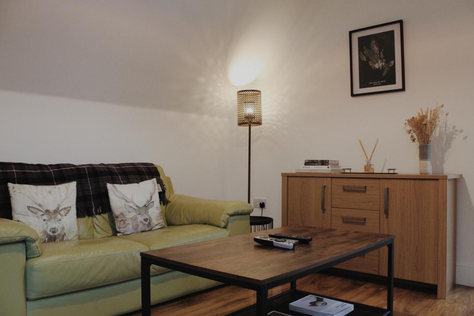 One Bedroom - Carbost - Skye Apartment *